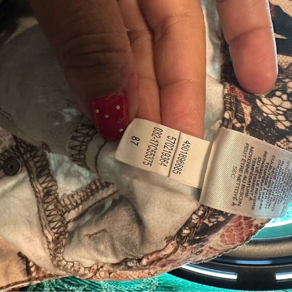 Chico’s Platinum Petite Romantic Lace Jeggings 0.5 - Picture 11 of 12